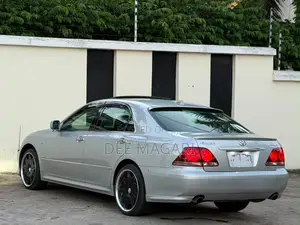 Toyota Crown 2007 Silver