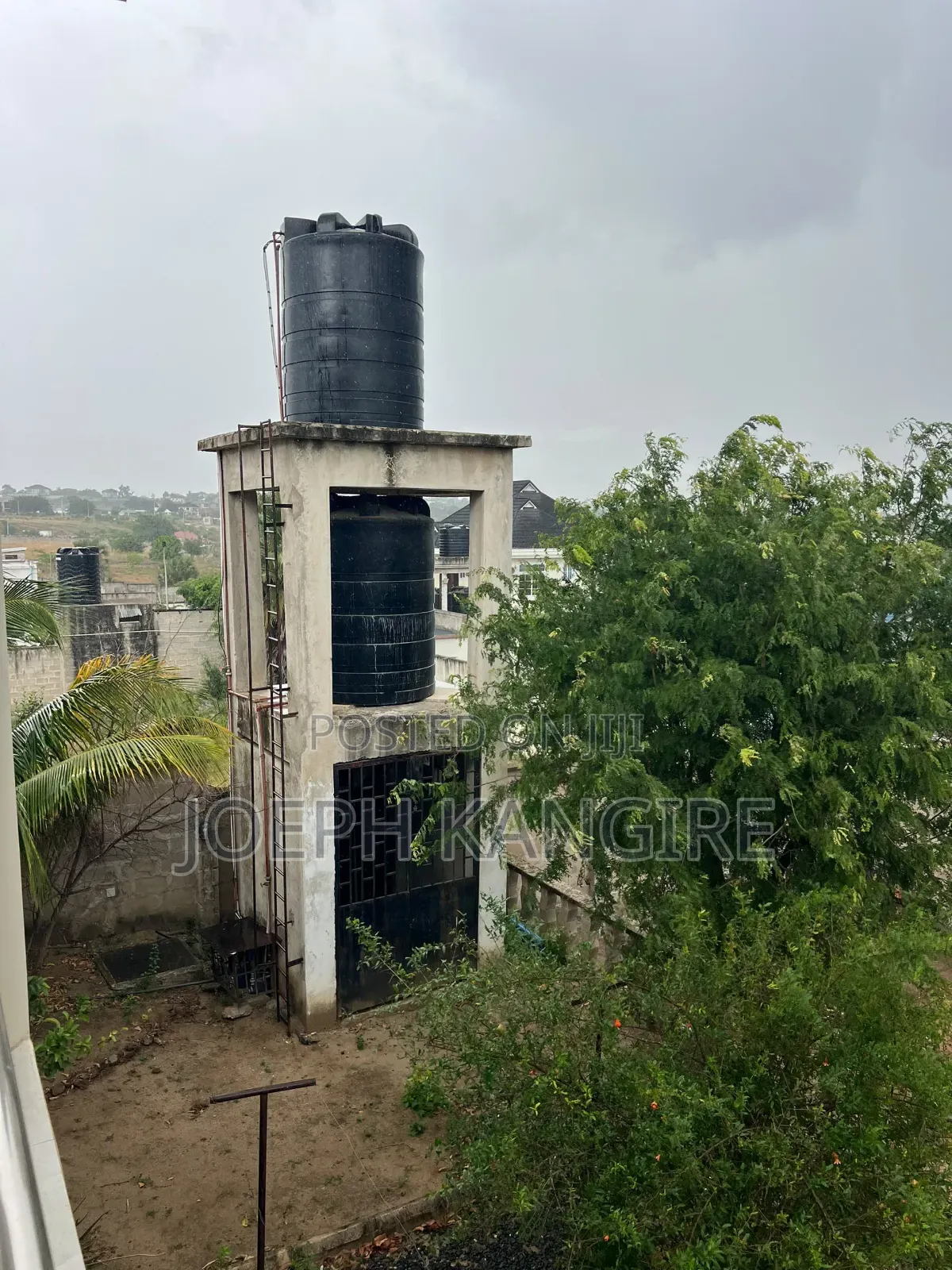 5bdrm Apartment in Mpiji, Mbweni for sale