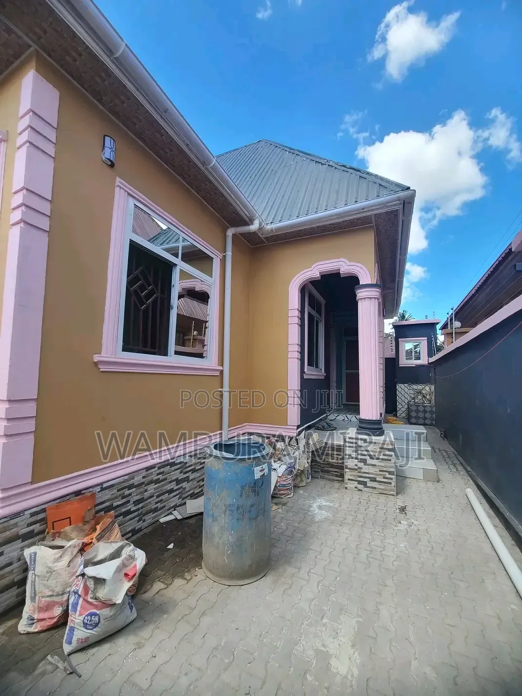 Furnished 3bdrm Block of Flats in Nyumba, Temeke for sale