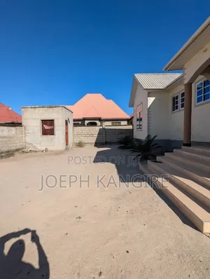 3bdrm House in Kisewe, Chamazi for sale