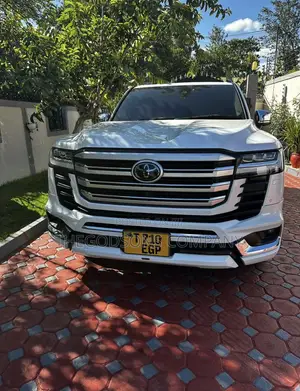 New Toyota Land Cruiser 2024 White