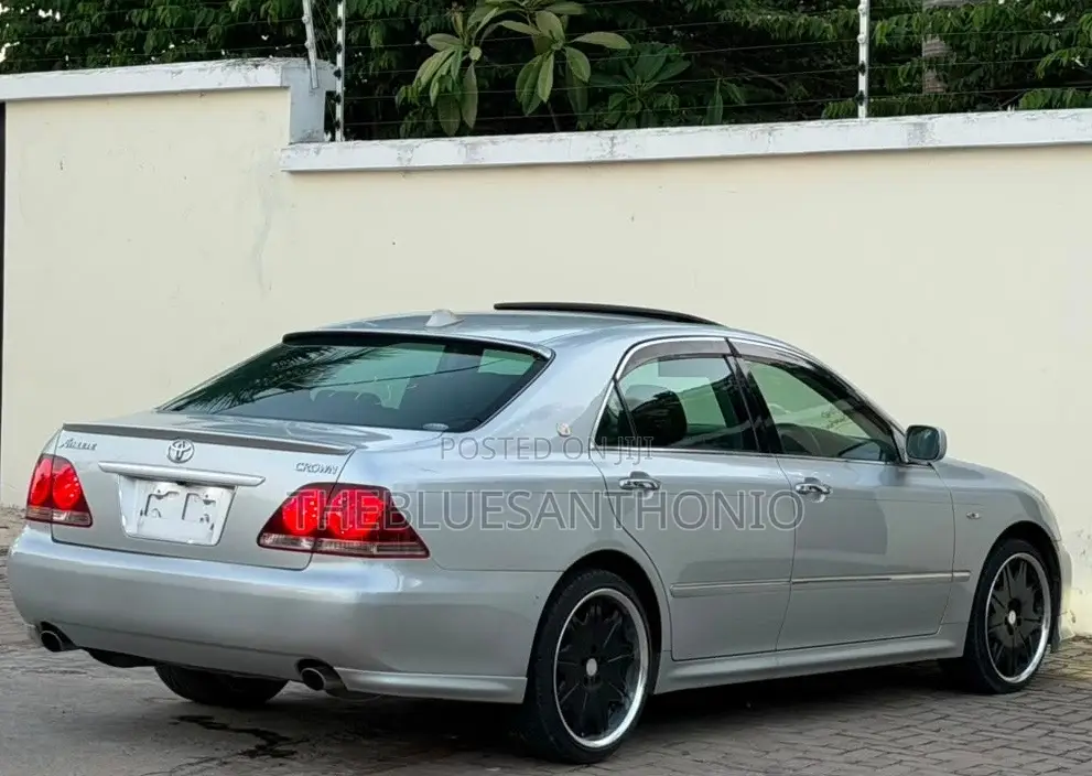Toyota Crown 2007 Silver