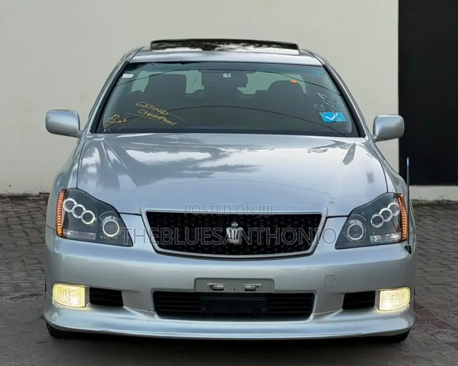 Toyota Crown 2007 Silver