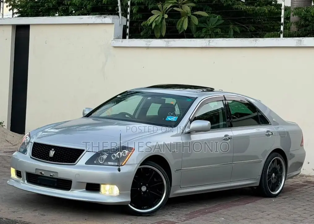 Toyota Crown 2007 Silver