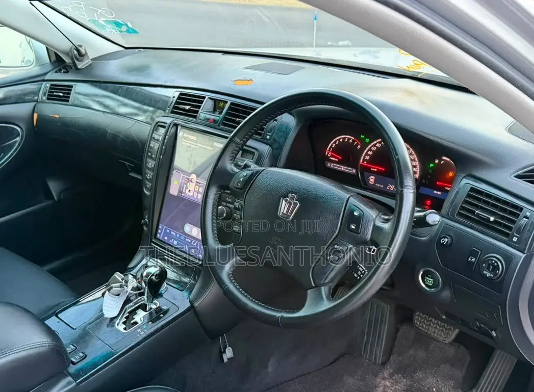 Toyota Crown 2007 Silver