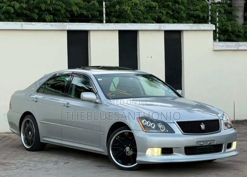 Toyota Crown 2007 Silver