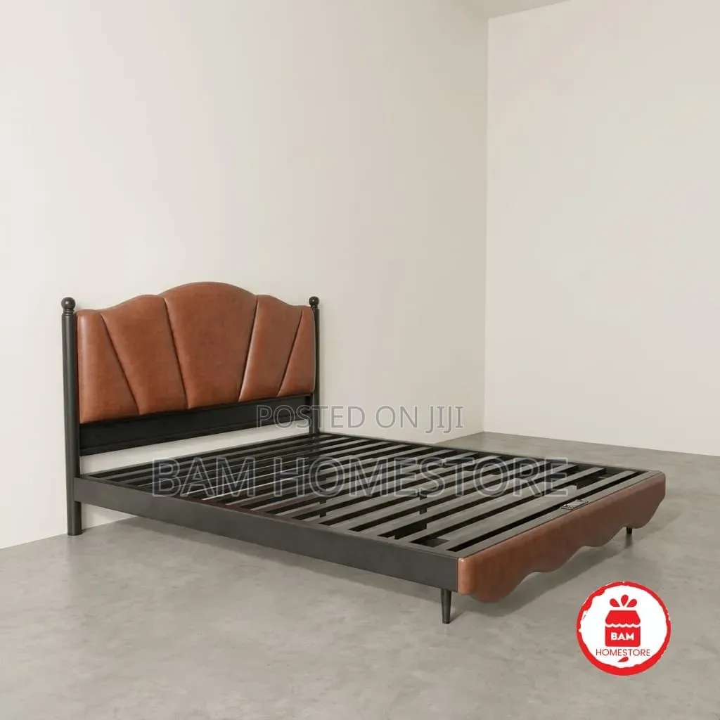 The Crown Scalloped Platform Bed( Kitanda Imara Imported 5*6)