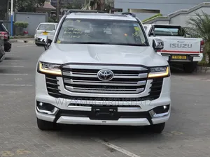 New Toyota Land Cruiser 2024 White