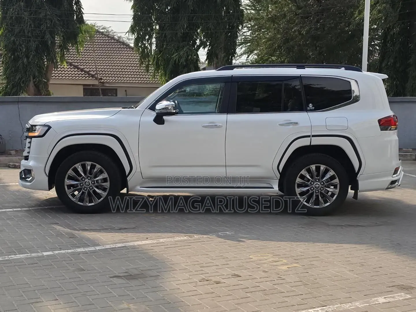 New Toyota Land Cruiser 2024 White