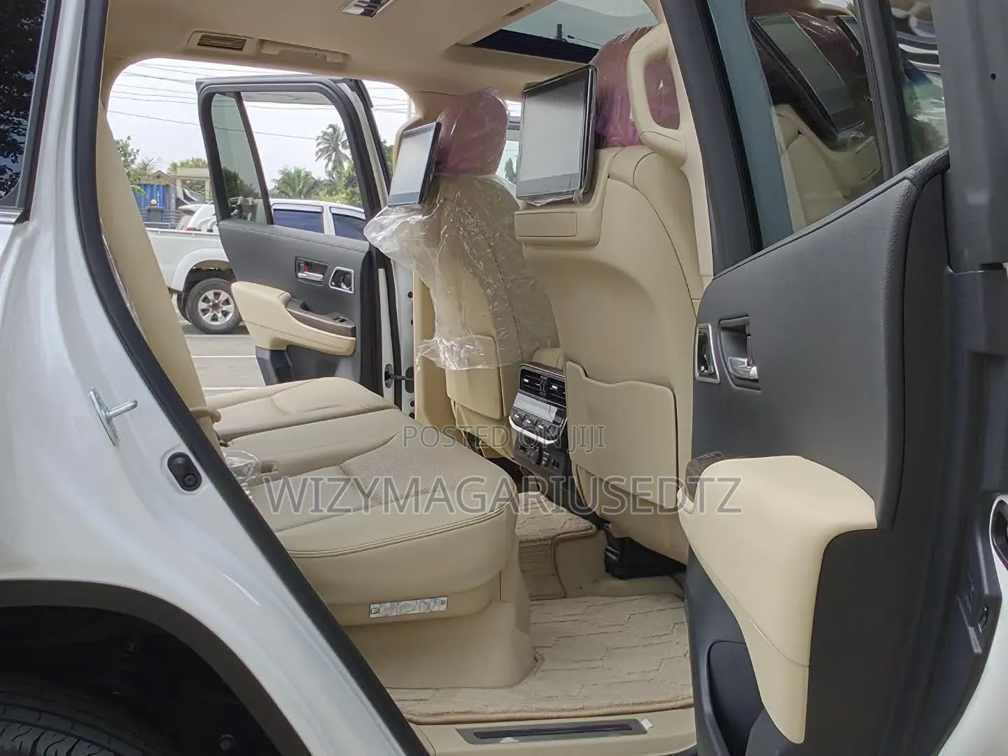 New Toyota Land Cruiser 2024 White