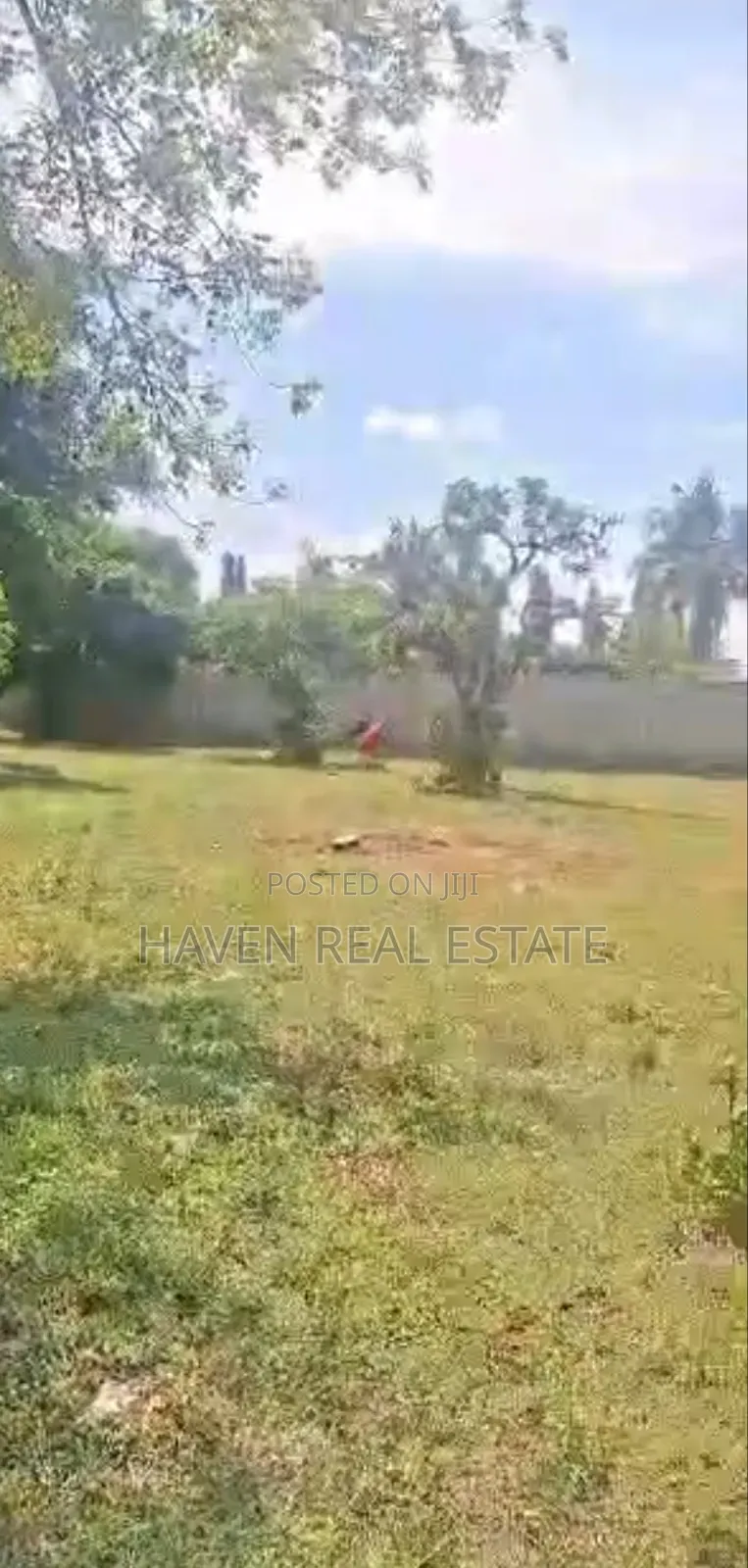 Beach Plot for Sale at Bahari Beach