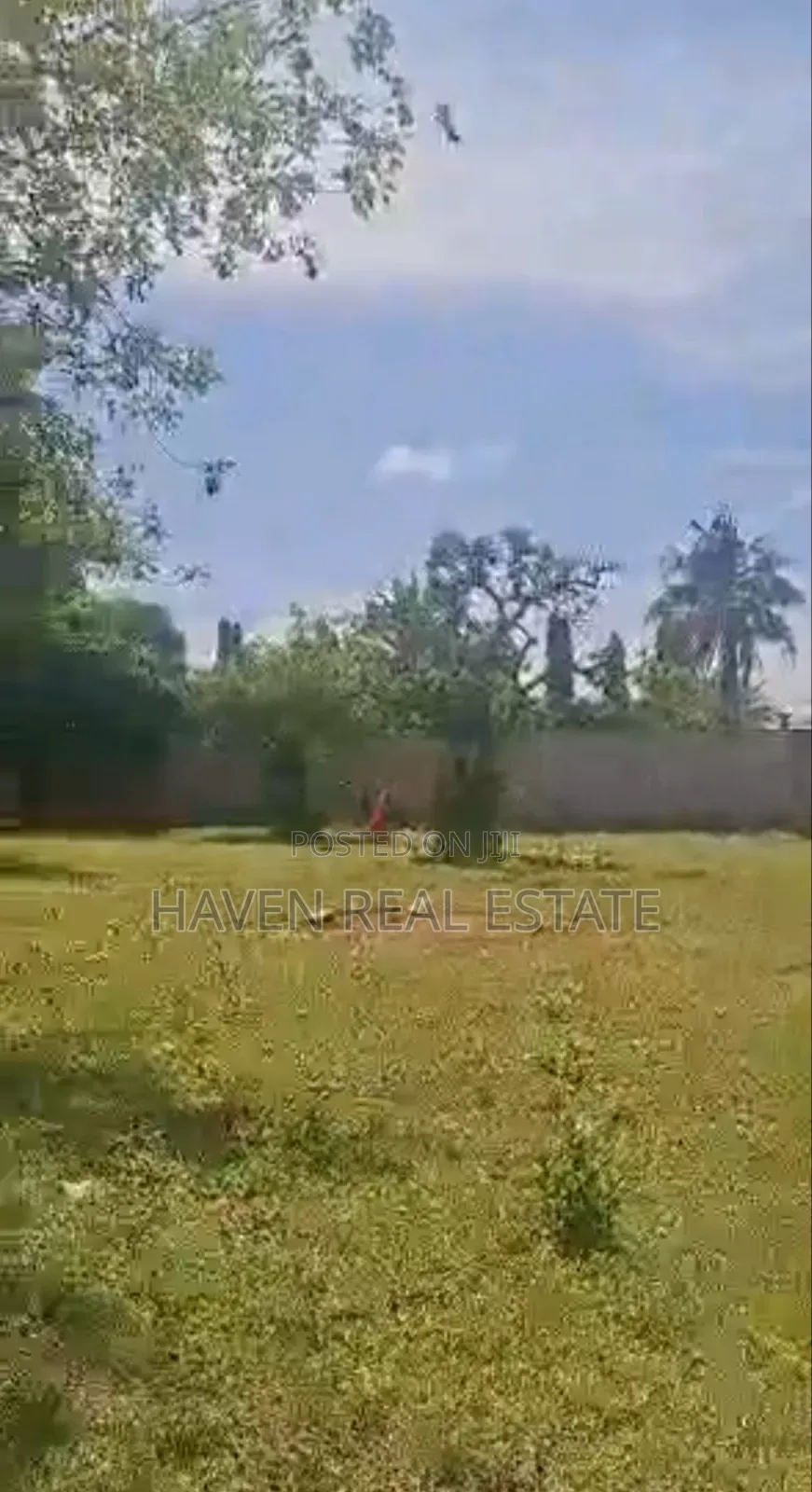 Beach Plot for Sale at Bahari Beach