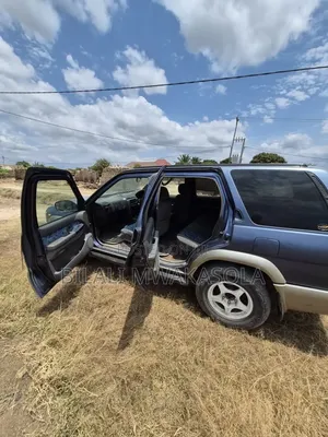 Nissan Terrano 2020 Blue