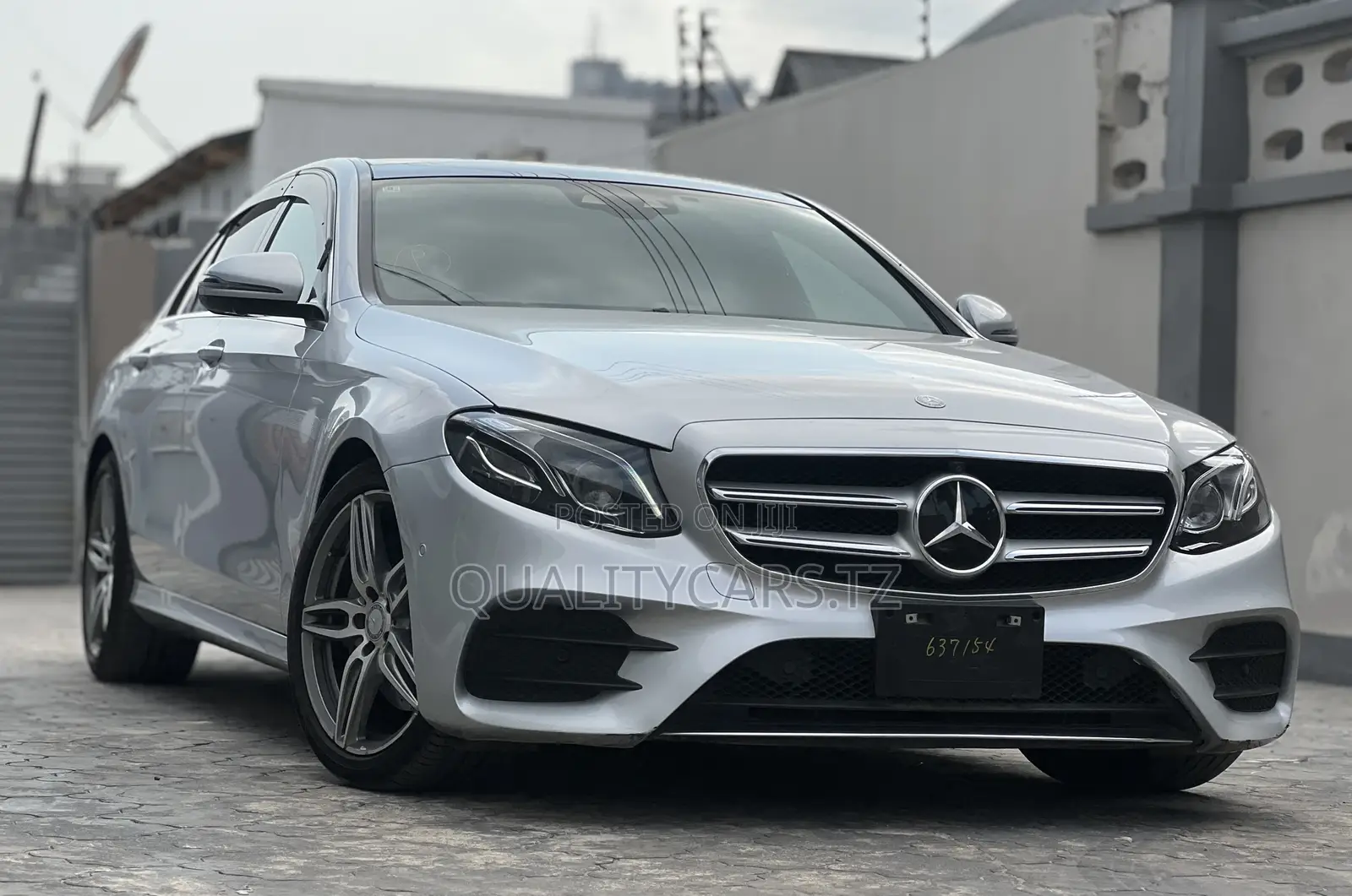 Mercedes-Benz E250 2017 Silver