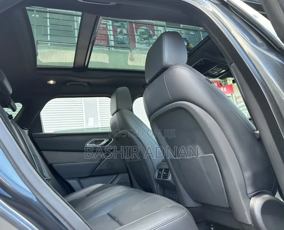 Land Rover Range Rover Velar 2024 Gray