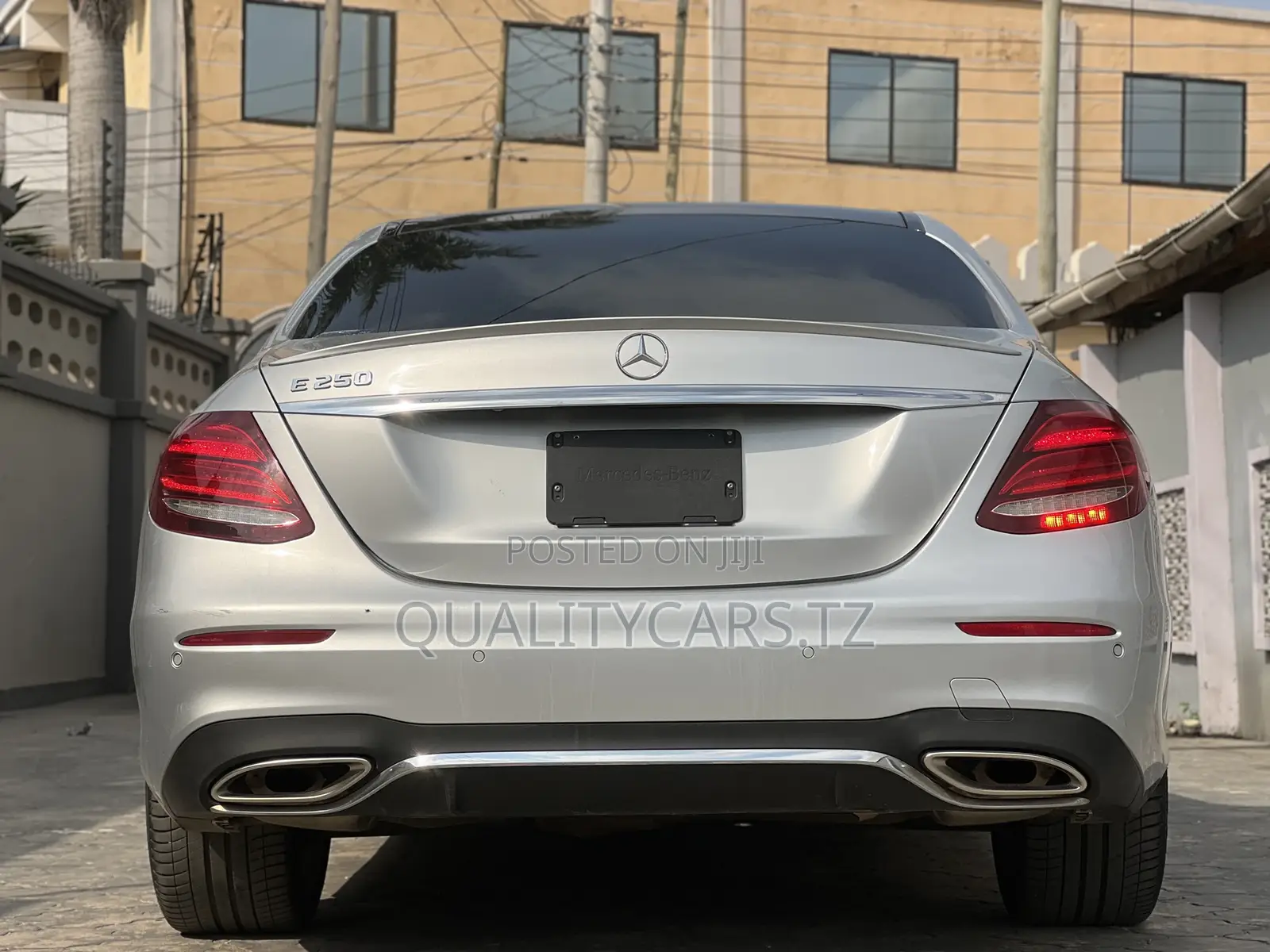 Mercedes-Benz E250 2017 Silver