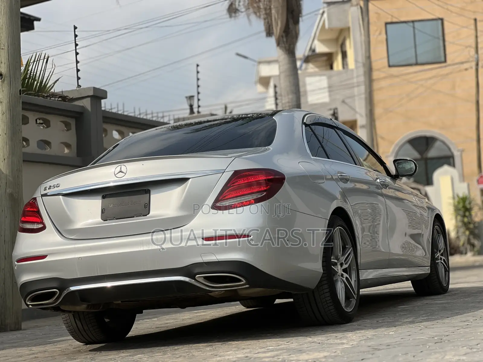 Mercedes-Benz E250 2017 Silver
