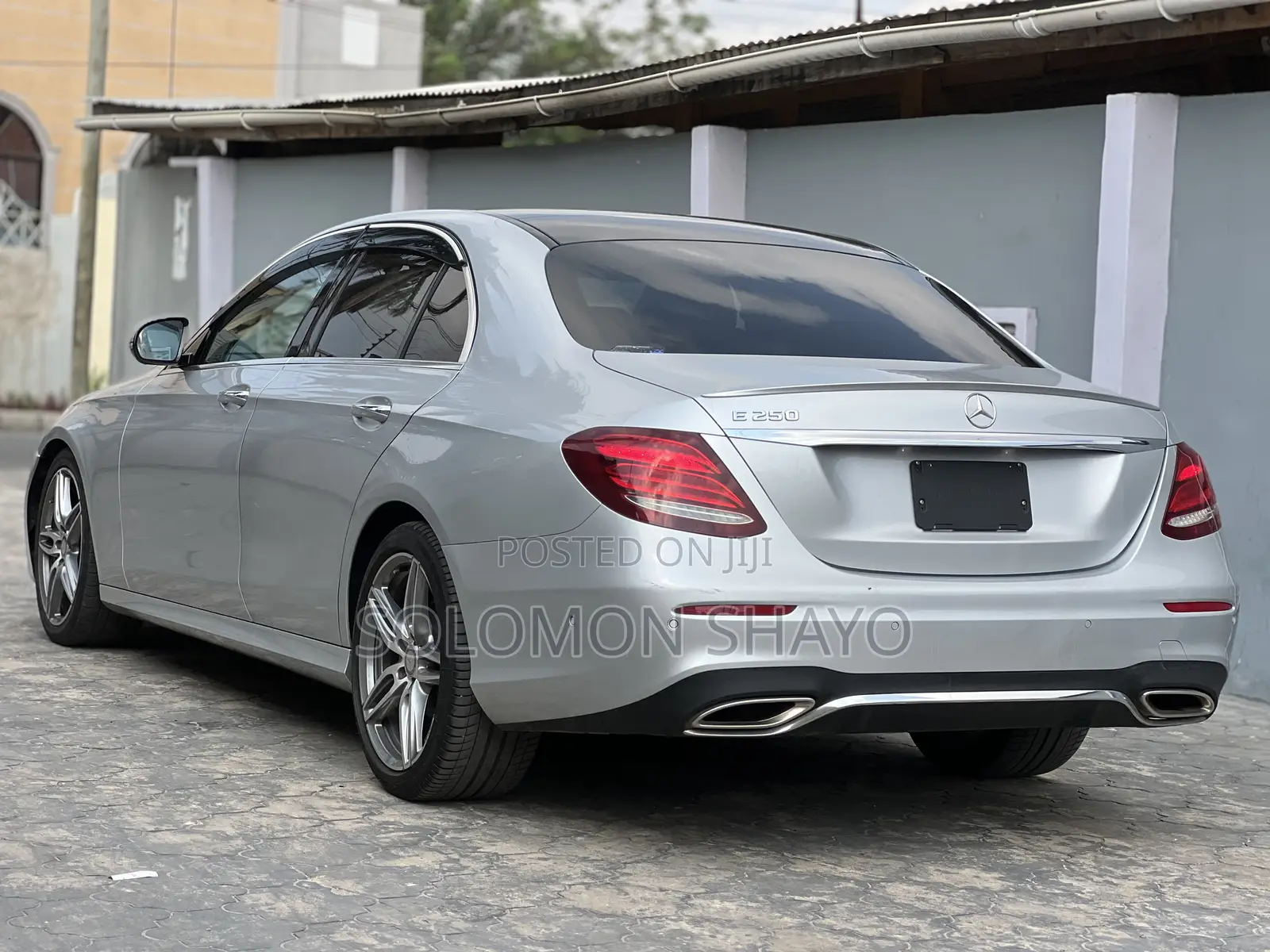 Mercedes-Benz E250 2017 Silver