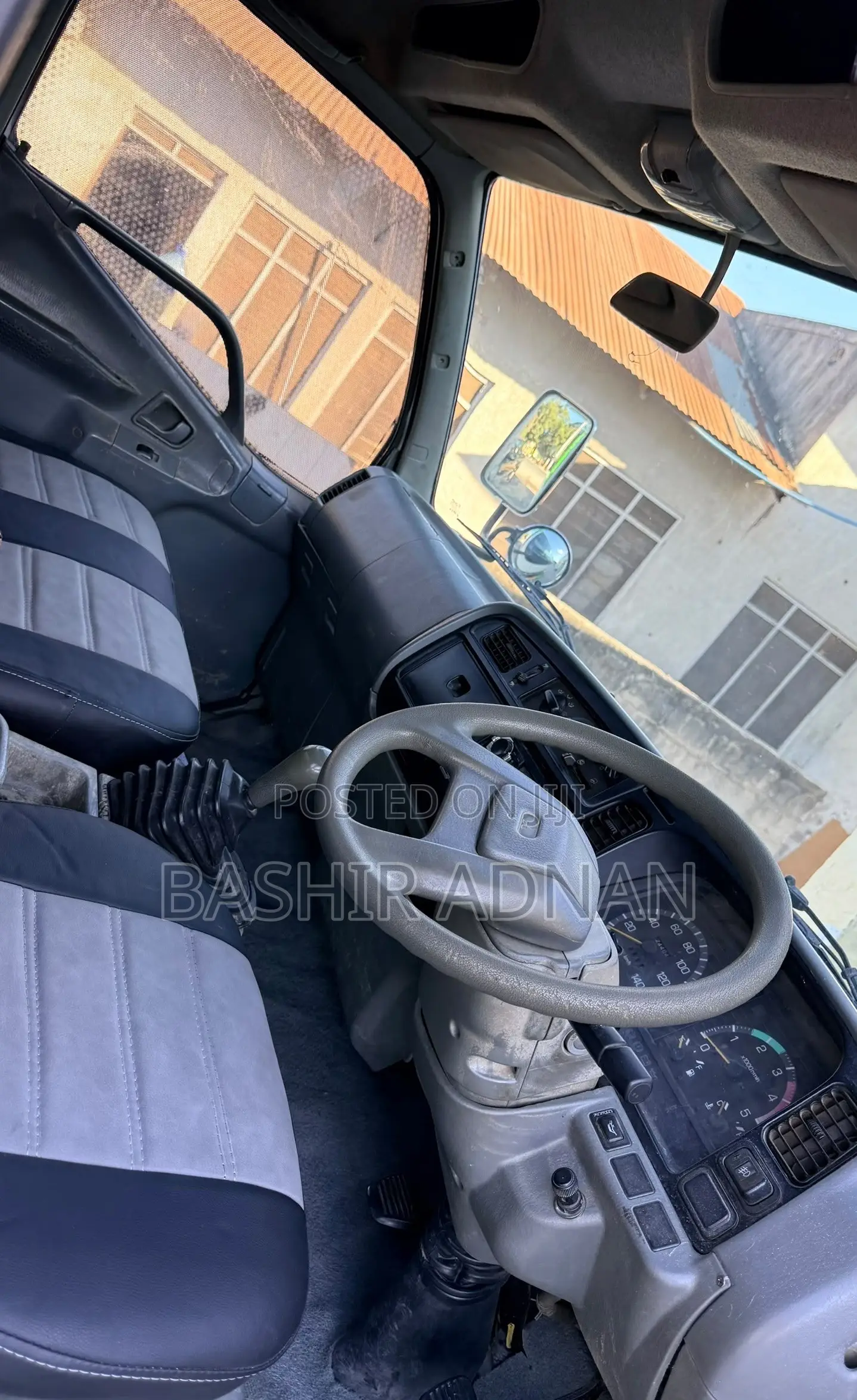Mitsubishi Canter 3.5 Tonnes Kalii Registered(usajili): Edt.
