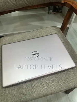 Laptop Dell Inspiron 15 7570 8GB Intel Core i5 SSD 256GB
