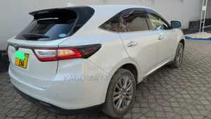 Toyota Harrier 2018 White