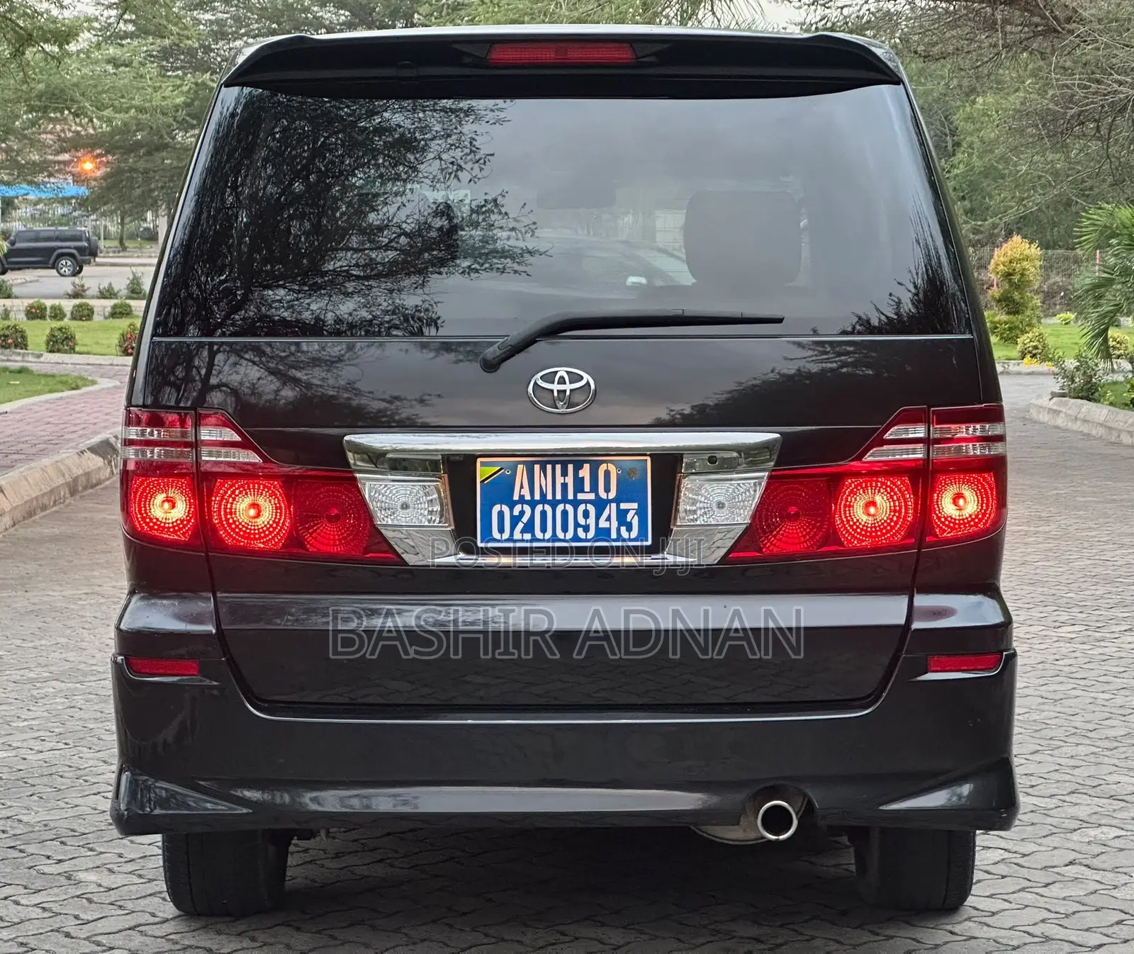 Toyota Alphard 2.4 Petrol FWD 2007 Black