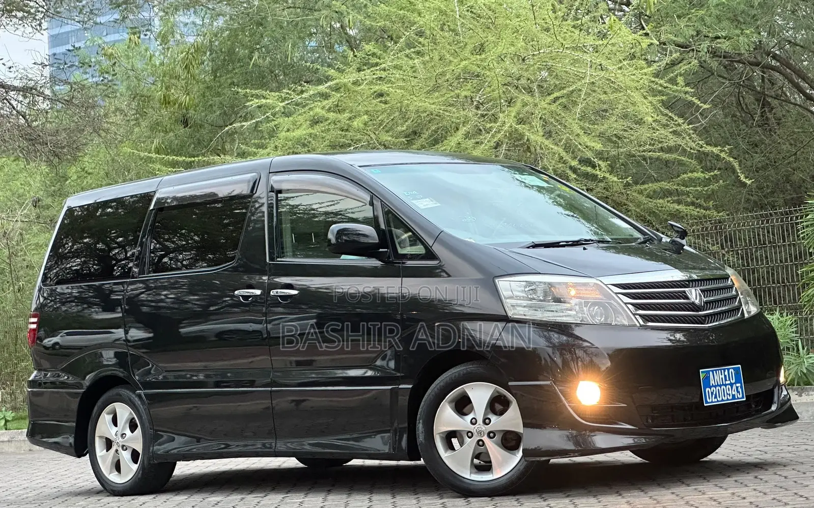 Toyota Alphard 2.4 Petrol FWD 2007 Black