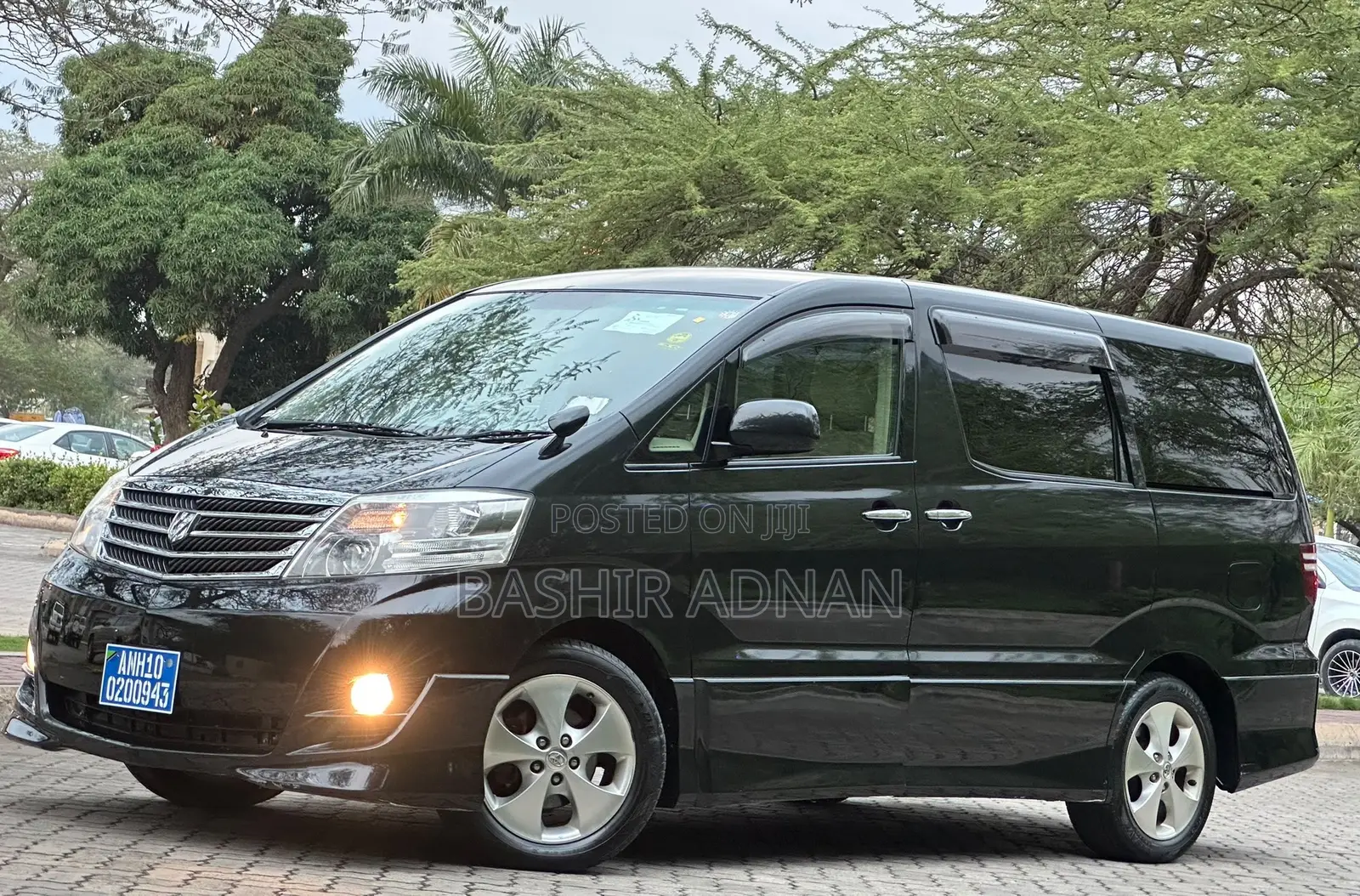 Toyota Alphard 2.4 Petrol FWD 2007 Black