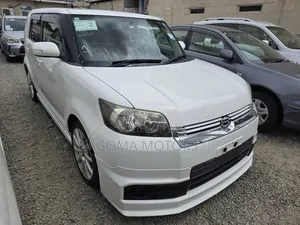 Toyota Corolla Rumion 2010 White