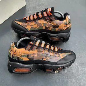 Viatu Vya Mazoezi Na Pamba Za Kijanja(air Max 95 )