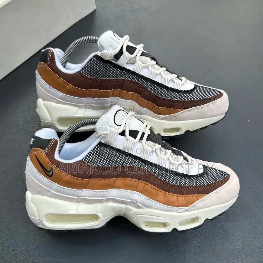 Viatu Vya Mazoezi Na Pamba Za Kijanja(air Max 95 )