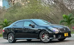 Toyota Crown 2011 Black