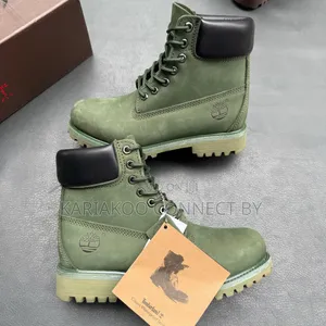 Classic Timberland 6-Inch Premium Boots