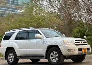 Toyota Hilux Surf 2004 White