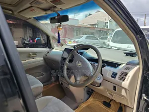 Toyota Nadia 2003 Black