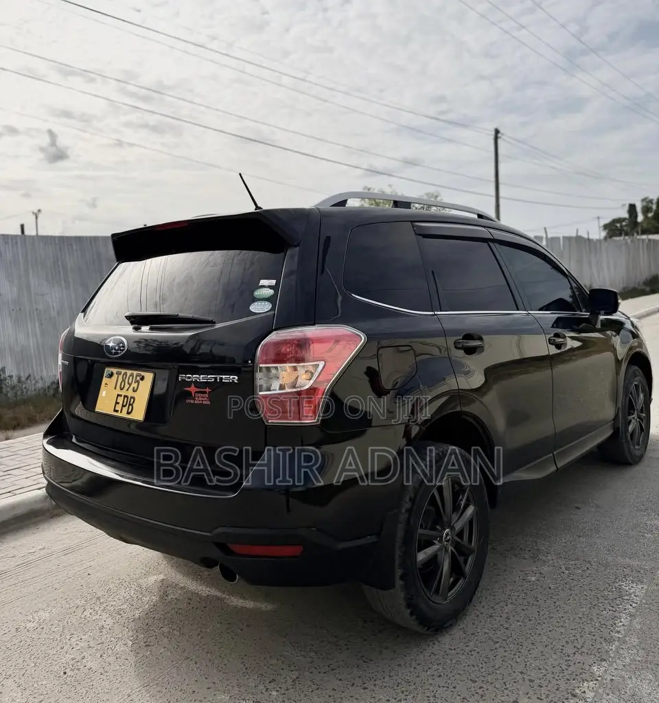 Subaru Forester 2014 Black