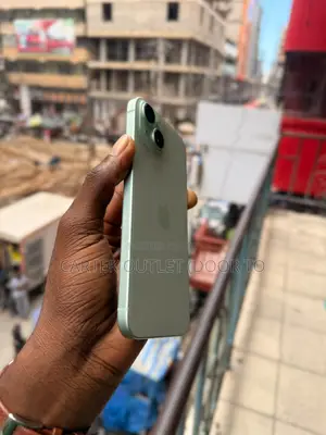 New Apple iPhone 15 Plus 256 GB Green