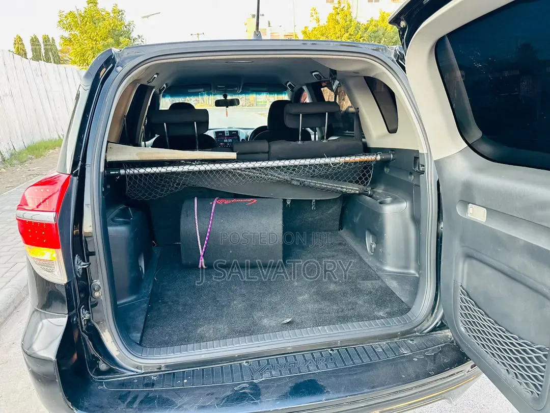Toyota Vanguard 2012 Matt Black