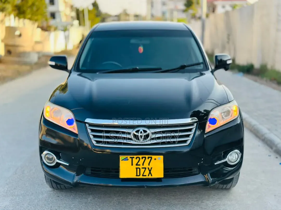 Toyota Vanguard 2012 Matt Black