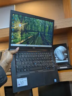 New Laptop Dell 8GB Intel Core i7 SSD 256GB