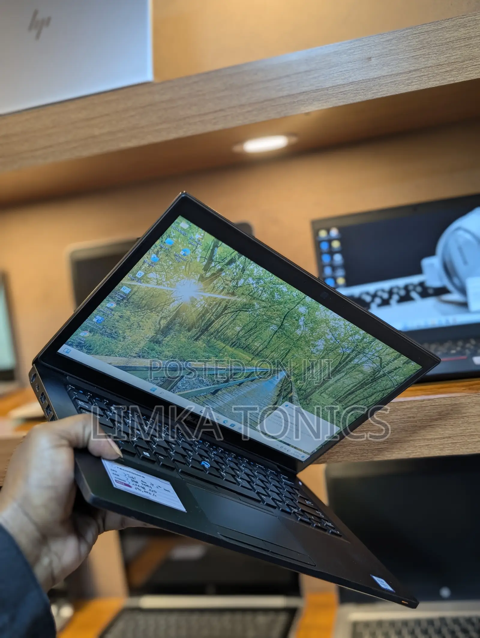 New Laptop Dell 8GB Intel Core i7 SSD 256GB