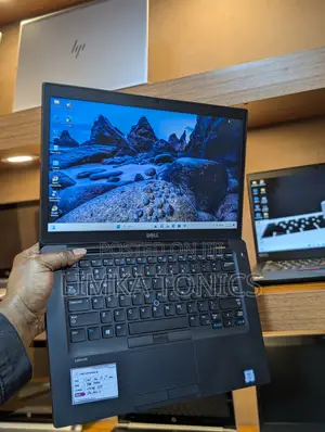 New Laptop Dell 8GB Intel Core i7 SSD 256GB