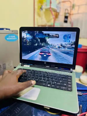 Laptop HP 430 G3 8GB Intel Core i3 HDD+SSD 500GB