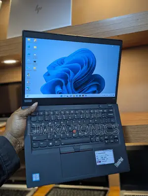 New Laptop Lenovo ThinkPad X390 8GB Intel Core i5 SSD 256GB