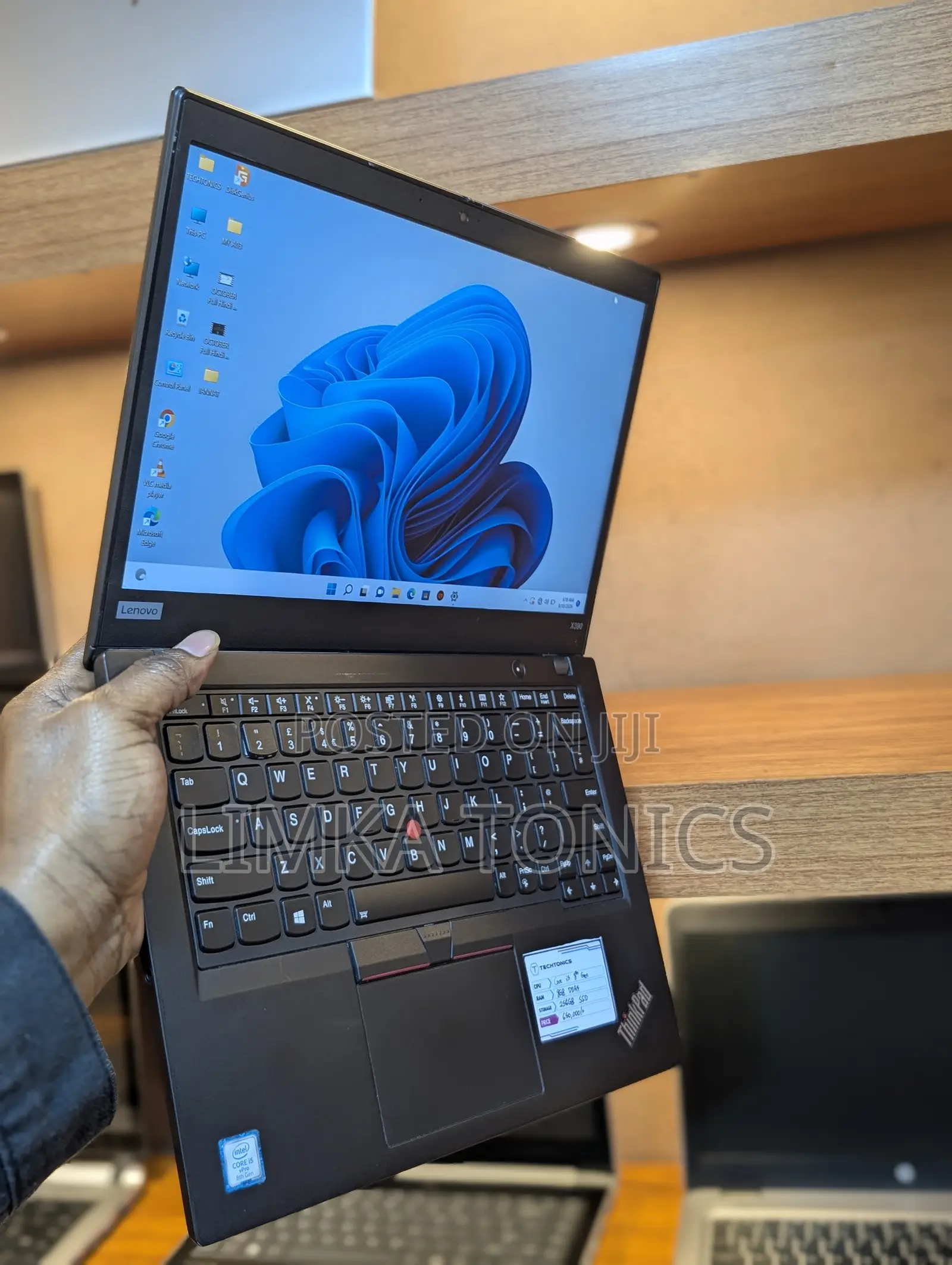 New Laptop Lenovo ThinkPad X390 8GB Intel Core i5 SSD 256GB