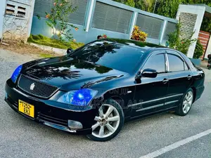 Toyota Crown Royale 2005 Black