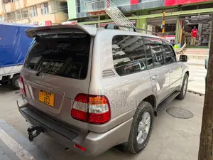 Toyota Land Cruiser 100 4.2 TD Executive 2004 Silver