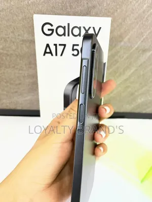 New Samsung Galaxy A17 5G 256 GB