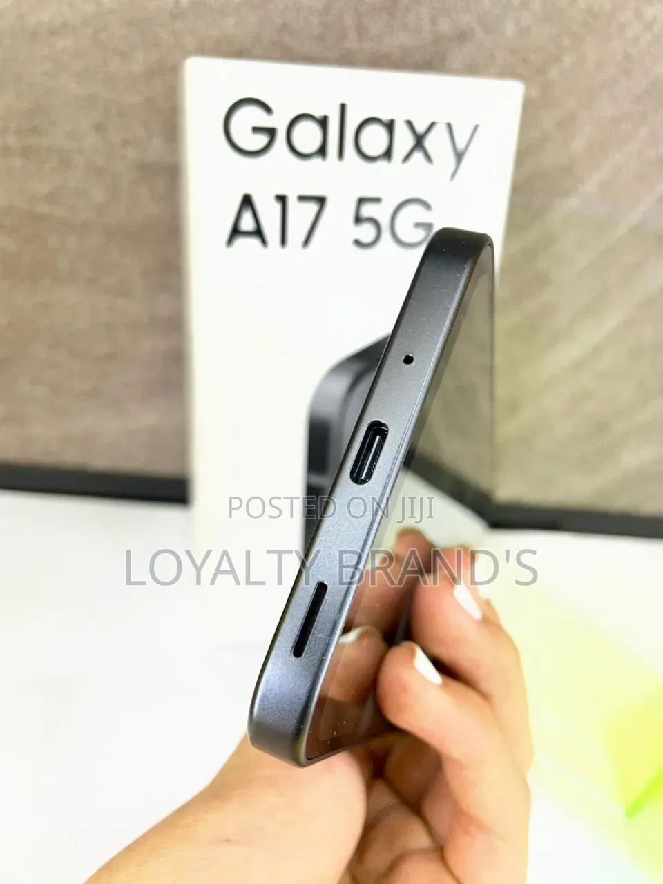 New Samsung Galaxy A17 5G 256 GB