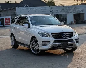 Mercedes-Benz 350D 2015 White